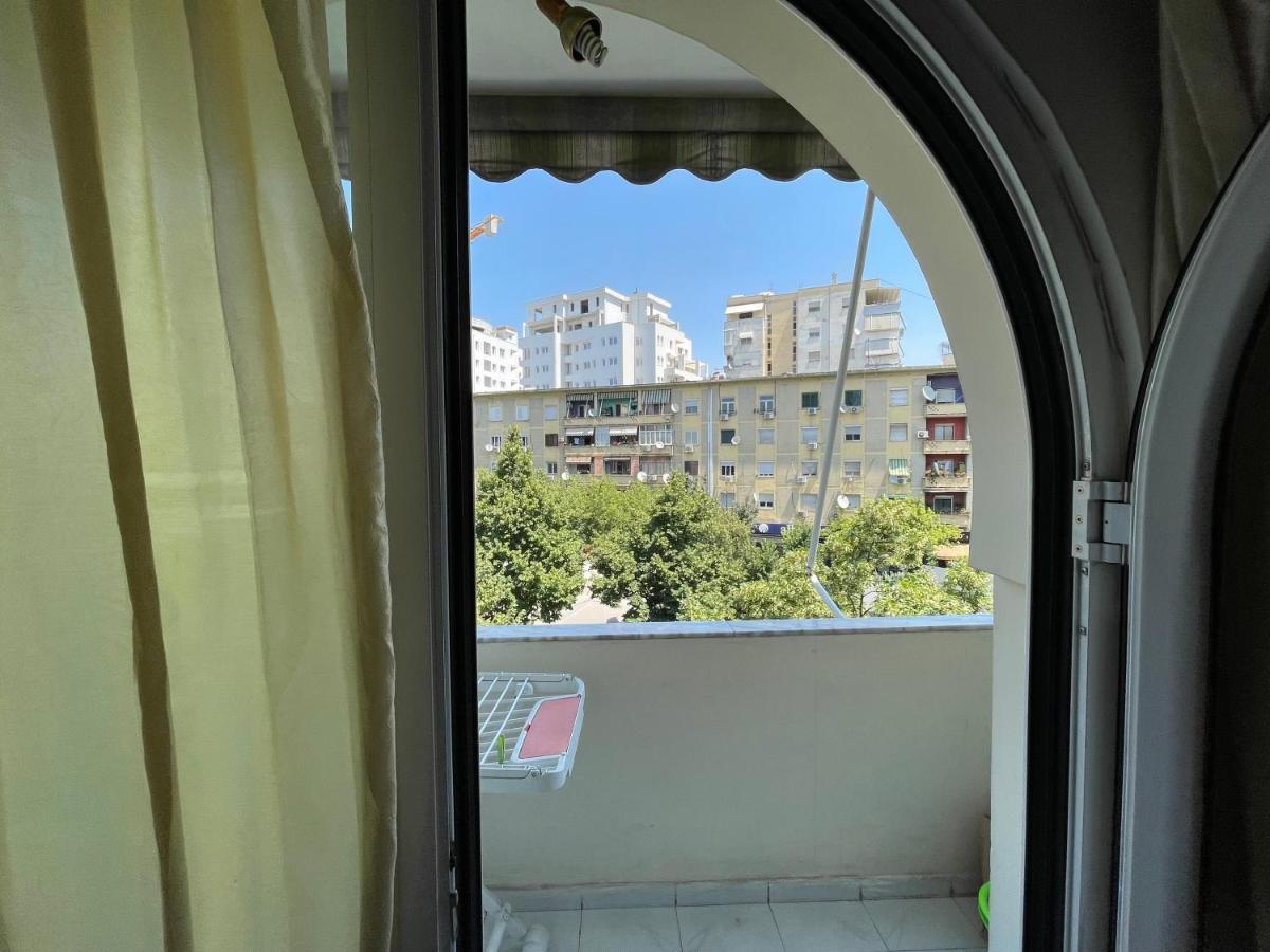 Tirana Flora Center Apartment Exterior foto
